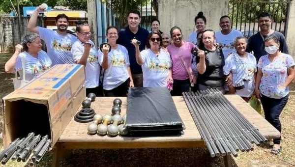 Cuidar da terceira idade é prioridade, afirma Samir Bestene ao destacar ação em projeto comunitário no Conjunto Universitário